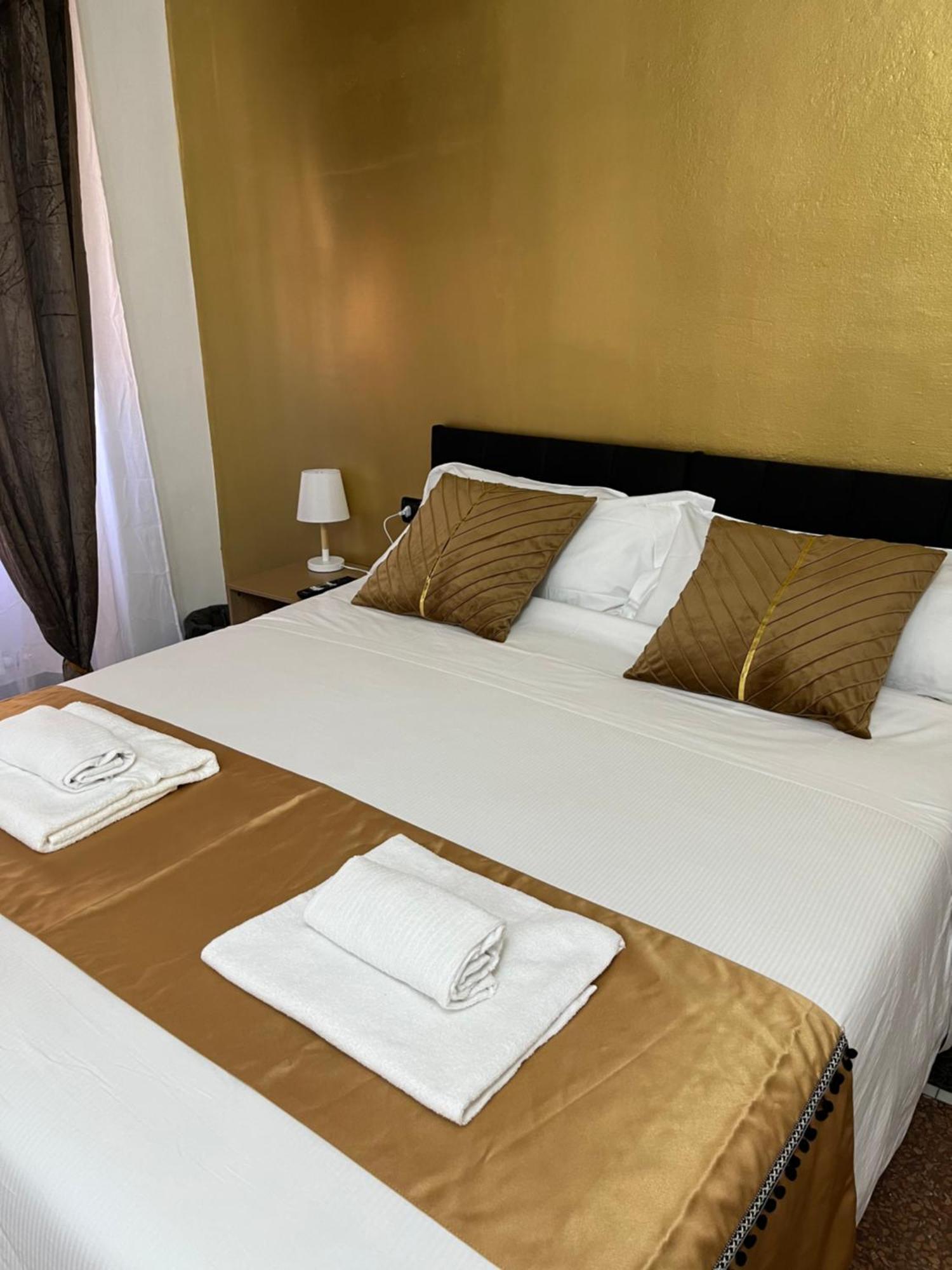 Genova Gold Rooms Luaran gambar