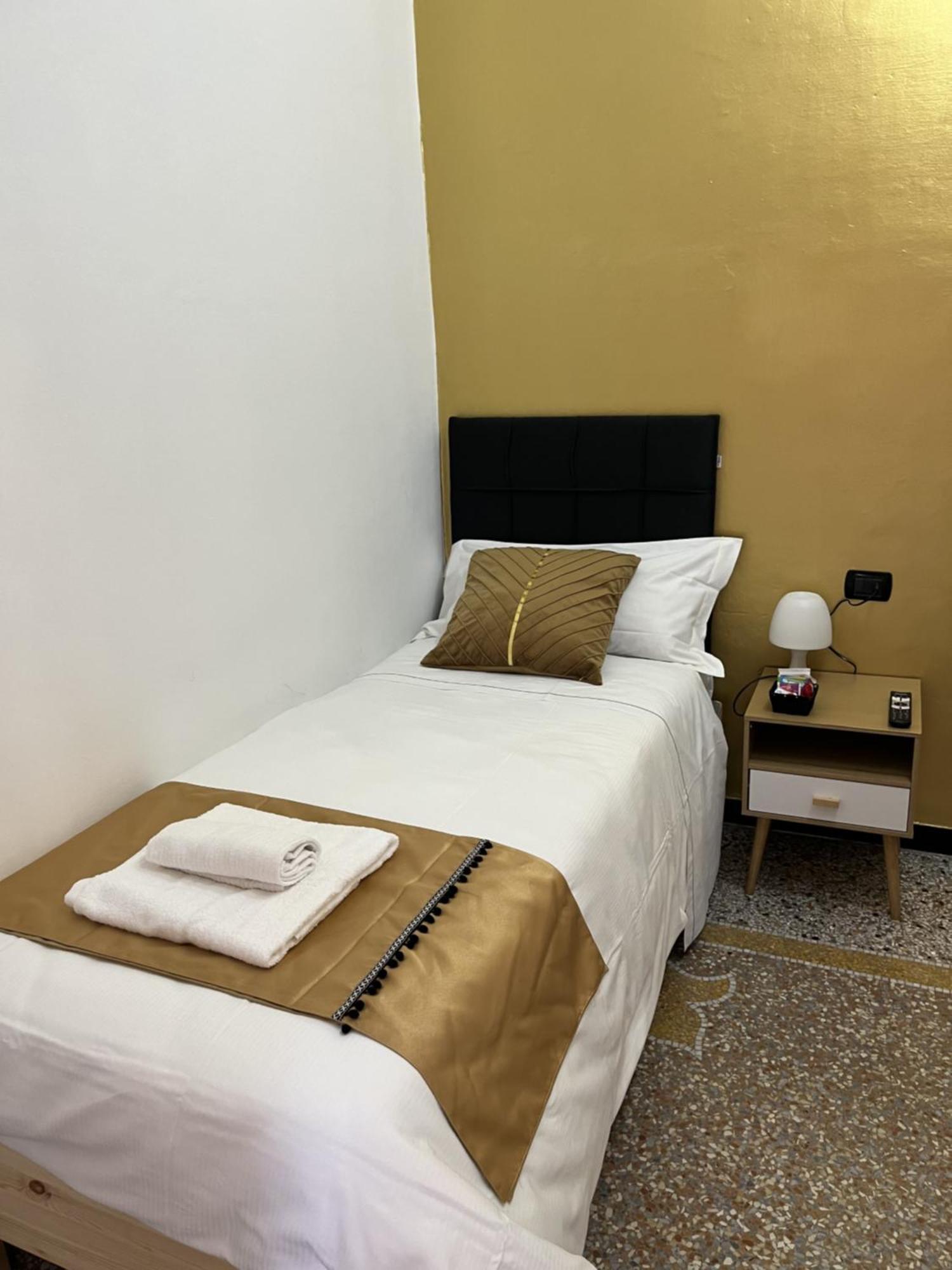 Genova Gold Rooms Luaran gambar
