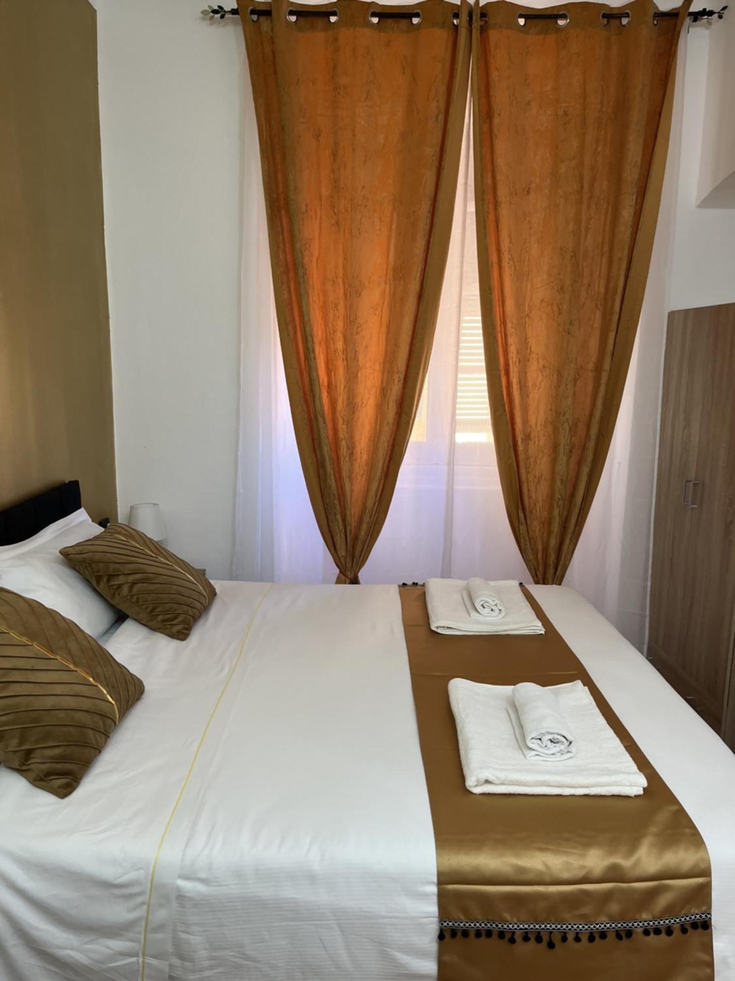 Genova Gold Rooms Luaran gambar
